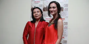 Gara-Gara Warisan, Atiqah Hasiholan Digugat Oleh Ibu Tiri