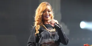 Garap Album Baru, Rihanna Terinspirasi Film 'HOME'