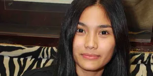 Garneta Haruni Tak Hadiri Sidang Cerai, Mediasi Ditunda