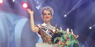 Gaun Malam Elvira Devinamira Ternyata Kembar Dengan Miss Myanmar!