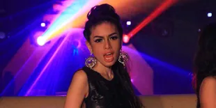 Gaya Hidup Glamor, Jadi Pemicu Perceraian Nikita Mirzani?