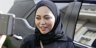 Gaya Hijabnya Dikritik Belum Sempurna, Apa Kata Rachel Vennya?