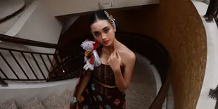 Gaya Kondangan Anak Muda Lebih Trendy dengan 5 Rekomendasi Batik Modern