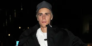 Gaya Seru Justin Bieber Kala Main Ski di Pegunungan Salju, Keren!