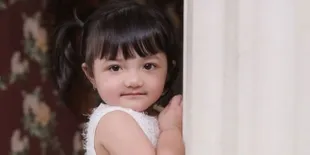 Gemes! Begini Gaya Baby Arsy Saat Nyanyi Lagu Karangan Sendiri