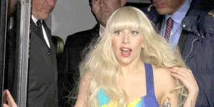 Gila! Air Seni Lady Gaga Ternyata Dijadikan Parfum