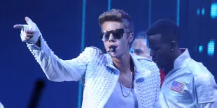 Giliran Justin Bieber Pamer Tato Baru