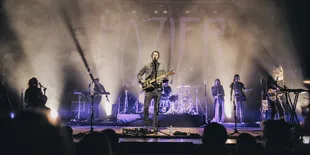 Giliran Vienna yang Dibikin Meleleh dengan Hits Mellow Hozier