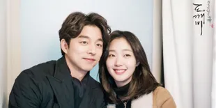 Gong Yoo & Kim Go Eun Sama-Sama Kenakan Pakaian Bertuliskan 'Lover'