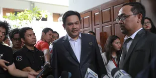 Hadapi Pra Peradilan, Farhat Abbas Diwakili Banyak Pengacara