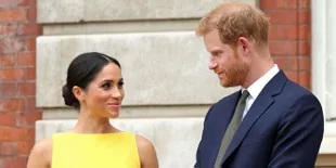 Hadiri Acara Pembaptisan Pangeran Louis, Meghan Markle Tampil Cantik
