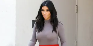 Hadiri Met Gala, Kim Kardashian Kenakan Gaun Transparan Mewah
