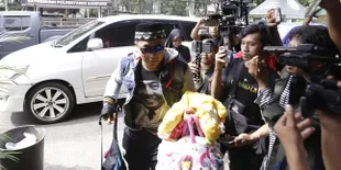 Hadiri Panggilan Polisi Terkait Hasil Autopsi Lina yang Diumumkan Hari Ini, Teddy Belum Mau Banyak Bicara