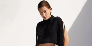 Hailey Baldwin Posting Foto Masa Kecil Justin Bieber, Nggemesin Banget!