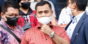 Haji Faisal Akui Sempat Tak Restui Pernikahan Bibi Andriansyah dan Vanessa Angel