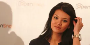 Hak Asuh Anak Juga Jatuh ke Farah Quinn