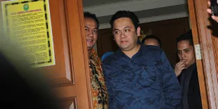 Hakim Sindir Farhat Abbas Calon Suami Regina, Bukan Pengacara