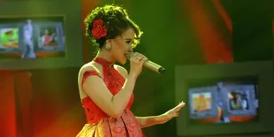 Hamil Besar Winda Viska Ria Tak Pulang Kampung