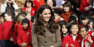 Hamil Enam Bulan, Kenapa Perut Kate Middleton Sangat Kecil?