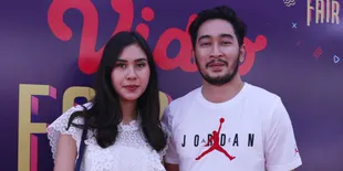 Hamil Muda, Syahnaz Jalan-Jalan ke Mal Pakai Kursi Roda