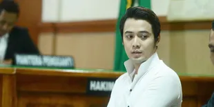 Hampir Dua Bulan Ditahan, Ibunda Kriss Hatta: Pokoknya Banyaklah Kerugian Semua