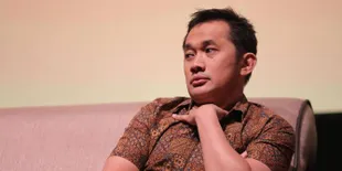 Hanung Bramantyo Ingin Presiden Jokowi Terlibat 'BUMI MANUSIA', Perankan Tokoh Ini...