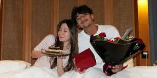 Harris Vriza Rayakan Ultah Haviza Devi, Beri Kado Spesial