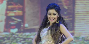 Heboh! Tina Dutta 'Uttaran' Photoshoot Bareng Aktor Tanpa Busana