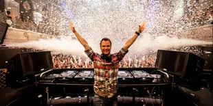 Hentakan Musik DJ Dash Berlin Panaskan Amerika Latin