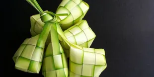Hindari Kesalahan Fatal! Ini Cara Membuat Ketupat yang Tidak Terlalu Lembek dan Berbau