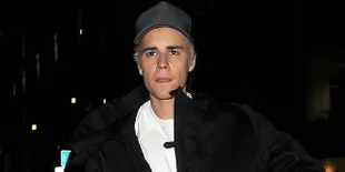 Hindari Paparazzi, Justin Bieber Sembunyikan Wajahnya