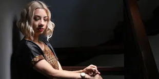 Hot Mom Jennifer Bachdim Eksis di Dunia Fashion Sambil Urus Anak