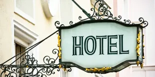 Hotel Ini Andalkan Pemandangan 360 Derajat