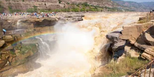 Hukou, Air Terjun Menakjubkan di Negeri Tirai Bambu