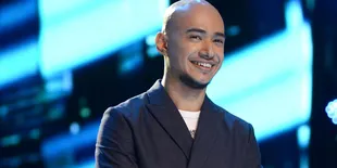Husein Alatas 'Acak-acak' Hits Wake Me Up!