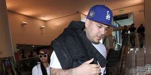 Ibu Blac Chyna Memohon Rob Kardashian Ijinkan Dirinya Bertemu Baby Dream