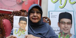 Ibunda Larang Kisah Kelam Uje Diangkat Dalam Film