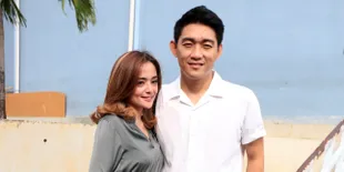 Ifan Seventeen Pertemukan Calon Istri dengan Ibunda Mendiang Dylan Sahara, Begini Reaksinya..