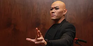 Ikuti Ice Bucket Challenge, Deddy Corbuzier 'Curang'