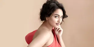 Ikuti Jejak Aamir Khan, Sonakshi Sinha Bakal Donor Mata Juga