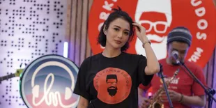 Ikuti Kesuksesan Single 'Sedang-Sedang Saja', Wika Salim Rilis 'Lagu Sexy' Versi Koplo