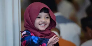 Imutnya Arsy Nyanyi Lagu Hari Merdeka, Meski Belum Hafal Tapi Tetap Bikin Bangga!