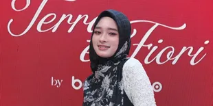Inara Rusli Tanggapi Kontroversi Gelar Doktor HC Raffi Ahmad, Sebut Raffi Sudah Layak Dihormati