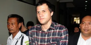 Ingin Jenguk Anak, Stuart Collin Ditolak Keluarga Risty Tagor