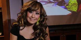 Ingin Liburan Tahun Baru, Pinkan: Kumpul di Rumah Aja Udah Senang