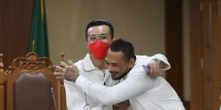 Ingin Viral, Dokter Tirta Sebut Adam Deni Minta Dijembatani Agar Bisa Tampil di Podcast Deddy Corbuzier dan Denny Sumargo