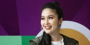 Ini Alasan Sandra Dewi Tak Pernah Ikut Trend Seleb Pamer Kekayaan