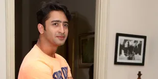 Ini Dia Undangan Pernikahan Shaheer Sheikh dan Erica Fernandes
