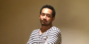 Ini Nasihat Yama Carlos Untuk Artis Revi Mariska Yang Ngaku Gila