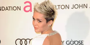 Ini Penyebab Miley Cyrus Menggemari Britney Spears